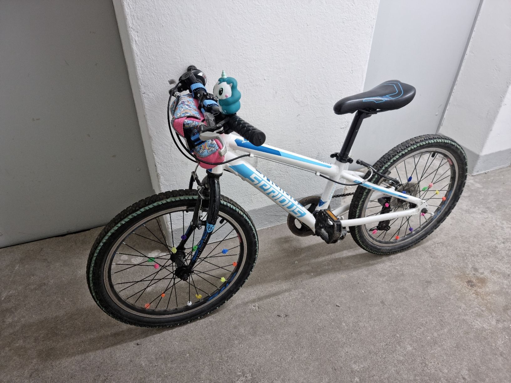 federsattelstütze rennrad Stoßabsorbierende Sattelfeder Fahrrad Sattelstütze Dämpfer Fahrradsattel Federung Stoßdämpfer Fahrradzubehör Federvorrichtung Stoßabsorbierende Sattelfeder Gerät für MTB Sport & Freizeit Taille:20 pouces - Plateau et manivelle droite Category:City Urban_Gazelle Spanniga LED Rücklicht Handschuhe Schal Set für