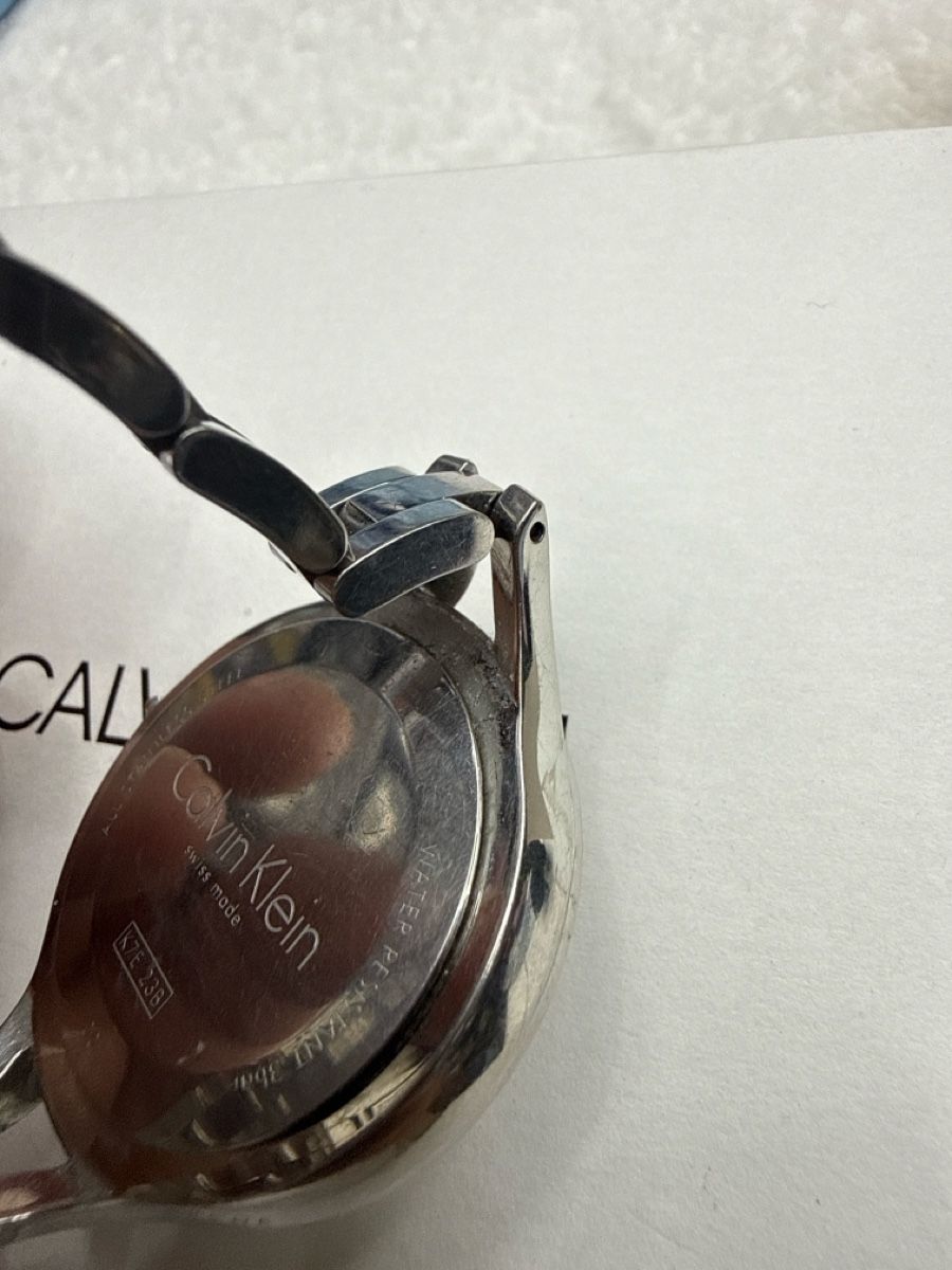 Calvin Klein Orologi: Montre Calvin Klein, DÉFECTUEUSE  – Difettoso da Chenens venduto da anasantos90 4