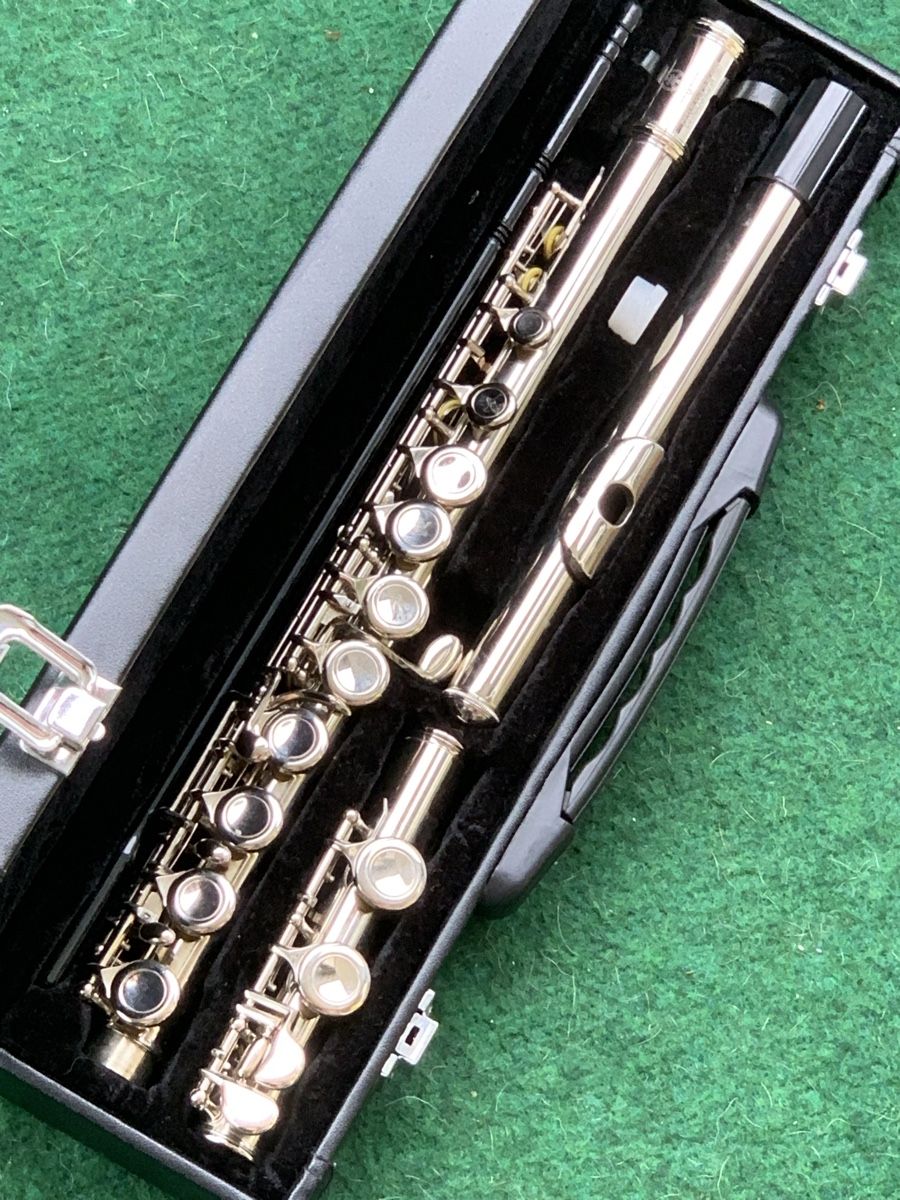Musikinstrumente: „QUERFLÖTE“ mit Koffer – Gebraucht aus Wangen b. Olten von Finolino28