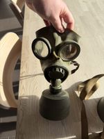 Schweizer Gasmaske Modell 74 FEGA CIVIL mit Original Metallb