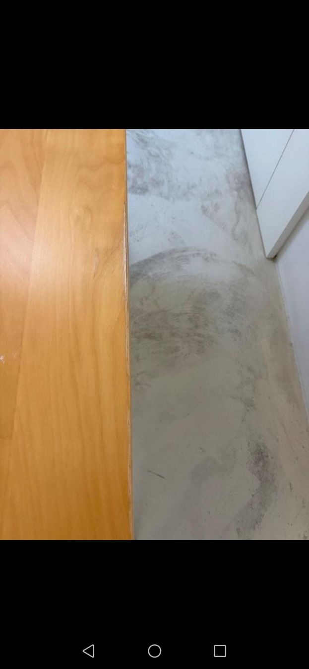 Schreibtische: Schreibtisch  – Gebraucht aus Luzern von gal_9pjp 1