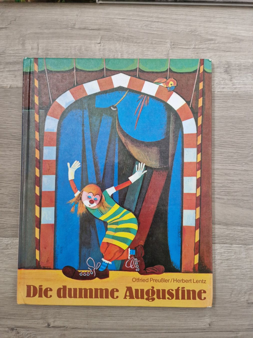 Livres: Die dumme Augustine – D'occasion à Balterswil par Little-nemo