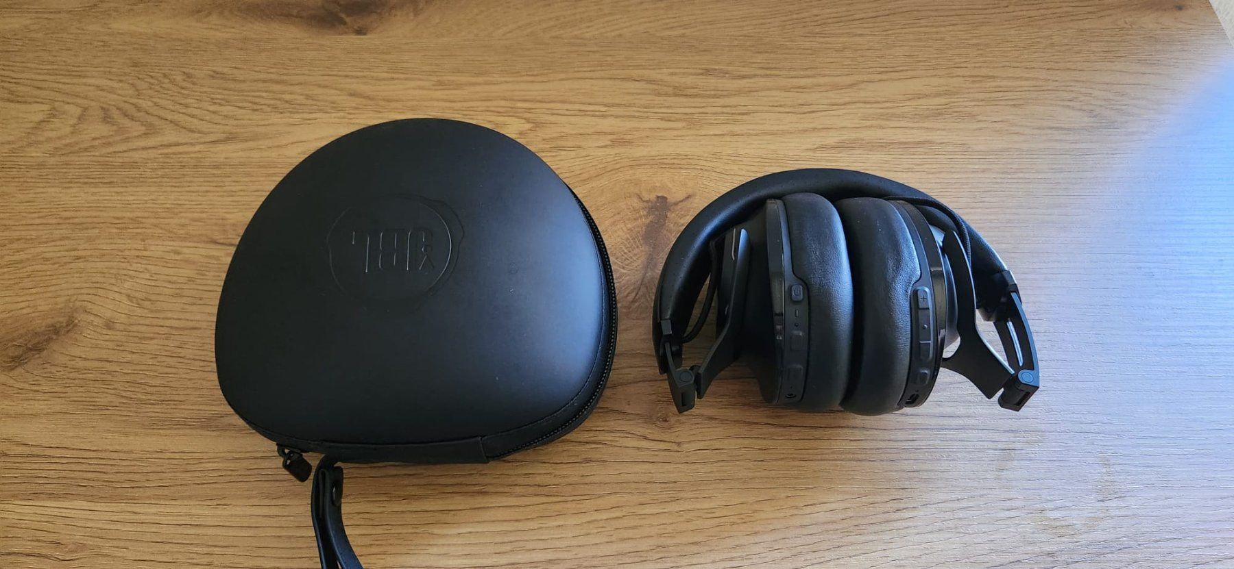 JBL Cuffie: Casque JBL 950 BTNC - Etat neuf - Avec Étui – Nuovo (secondo la descrizione) da Moutier venduto da tom_9zxw