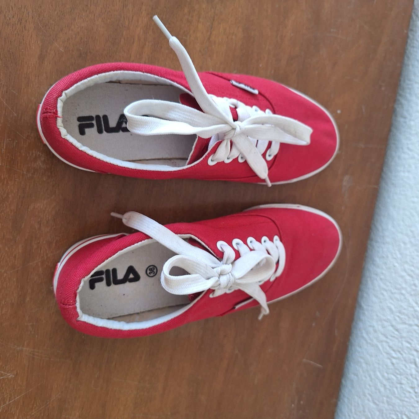 Fila Scarpe da donna: Rote Fila Schule, Gr. 36 – Usato da Winterthur venduto da ric_rl7n 1