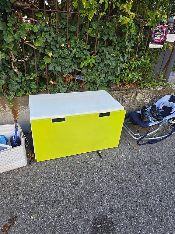 Caisses de transport: IKEA-Kiste mit Rollen – D'occasion à Zürich par simonanstey