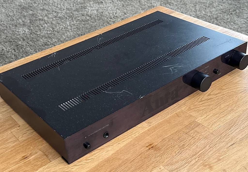 Amplificatori: B&W Aura VA-50 Integrated Amp – Usato da Wil SG venduto da Saintch