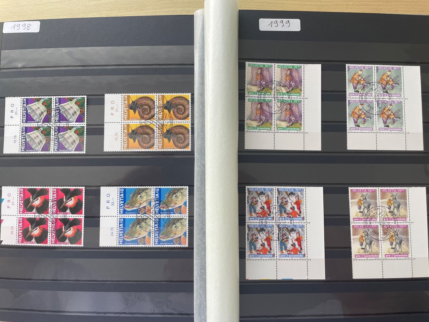 Tous les timbres: 40 séries PJ complètes dès 25.- – D'occasion à Sonceboz-Sombeval par Comment2 4