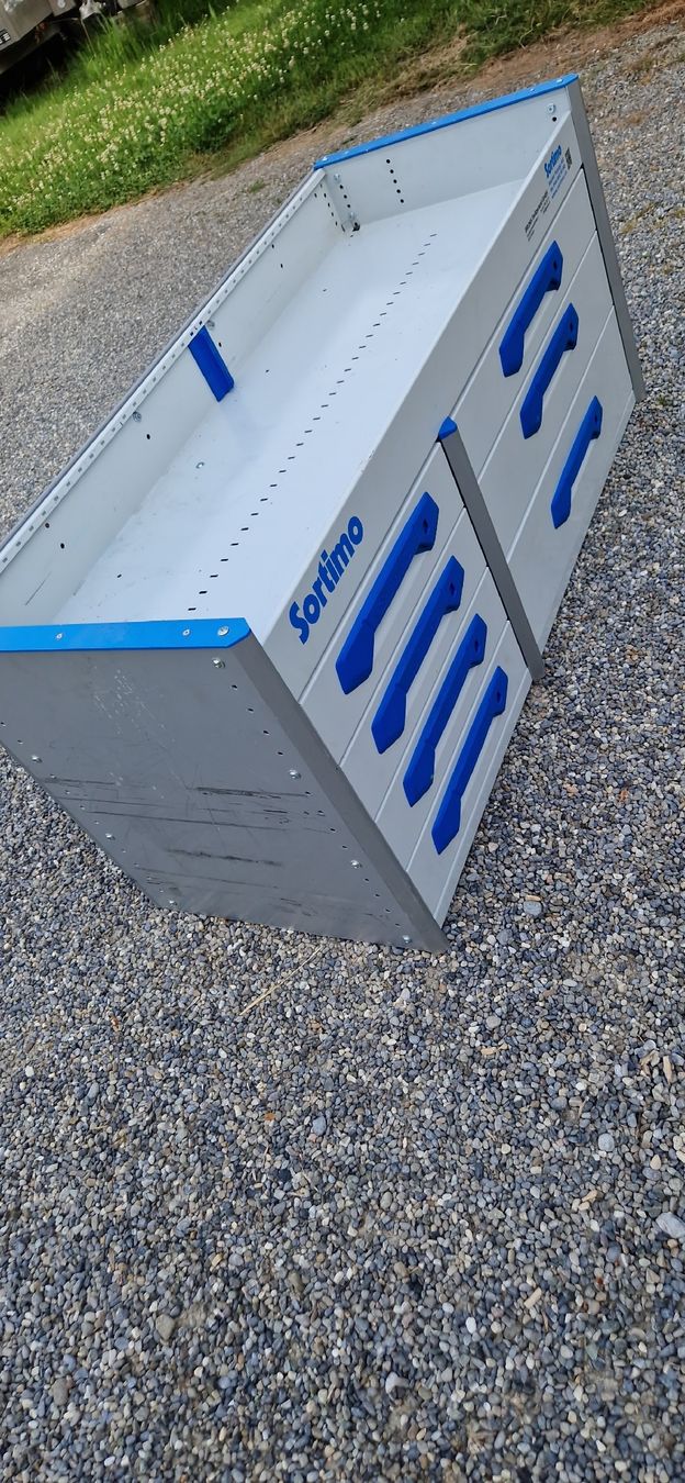 Regale: Meuble à tiroirs SORTIMO pour véhicule  – Gebraucht aus St. Ursen von cpi23 2