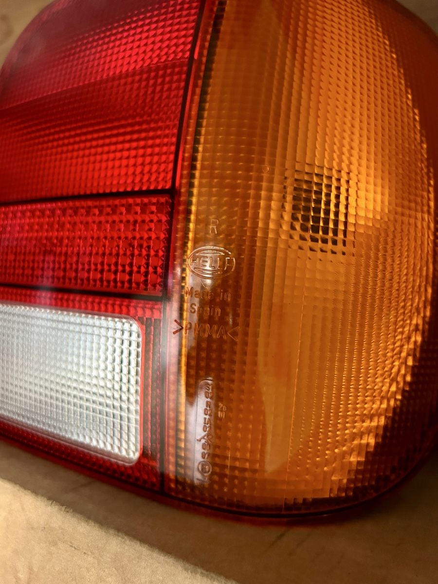 VW Fari: Feux arrières VW Polo – Usato da Fribourg venduto da rs19 3
