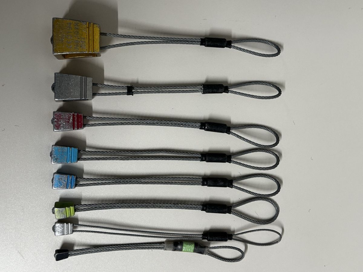 Attrezzatura da arrampicata: Klemmkeile Kletterset 7 Stück gebraucht – Usato da Zürich venduto da Nobs1