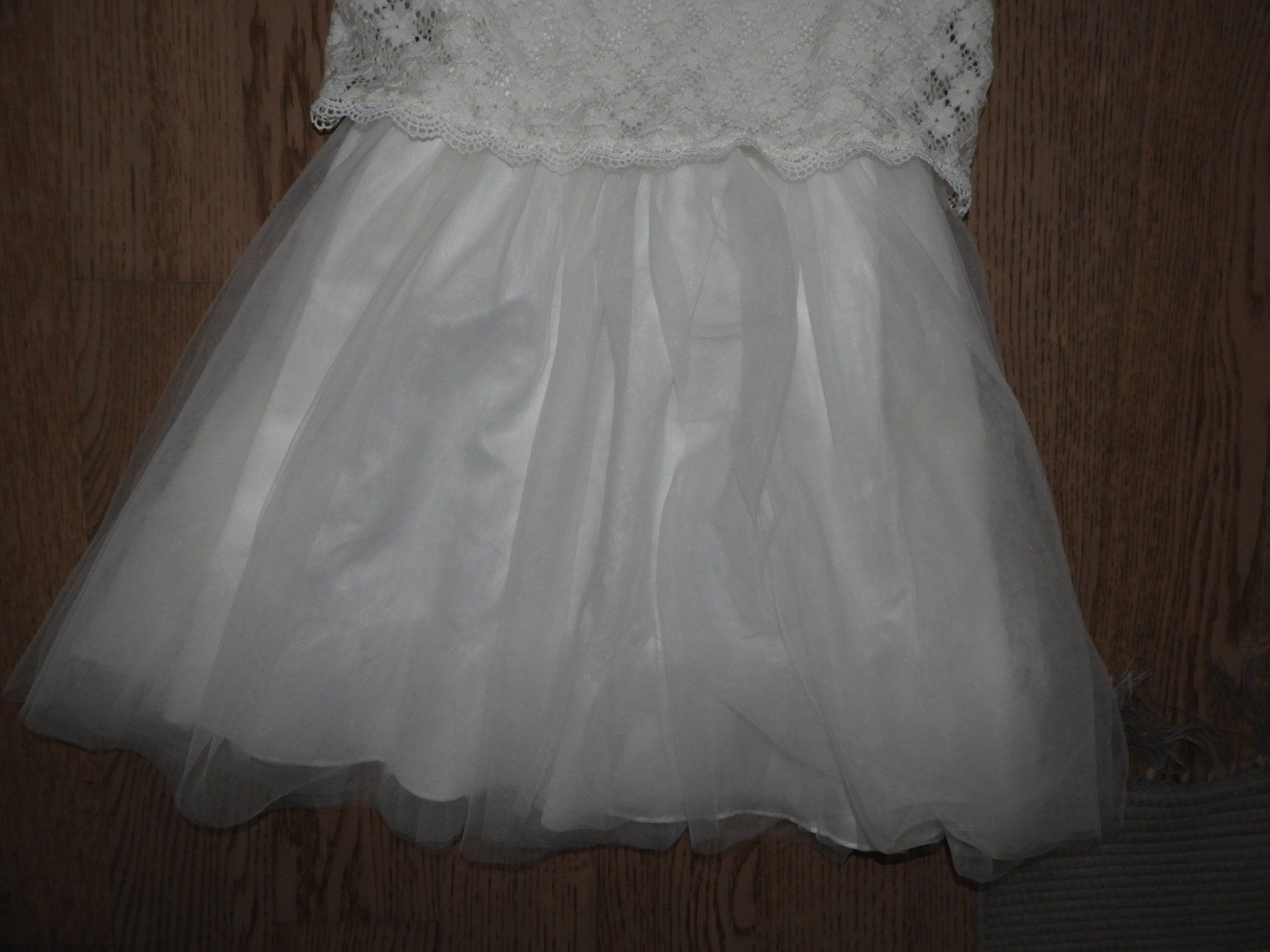 C&A Kleider & Röcke: Mädchen Kleid weiss Grösse 140 – Neu (gemäss Beschreibung) aus Hergiswil NW von Noema2006 1
