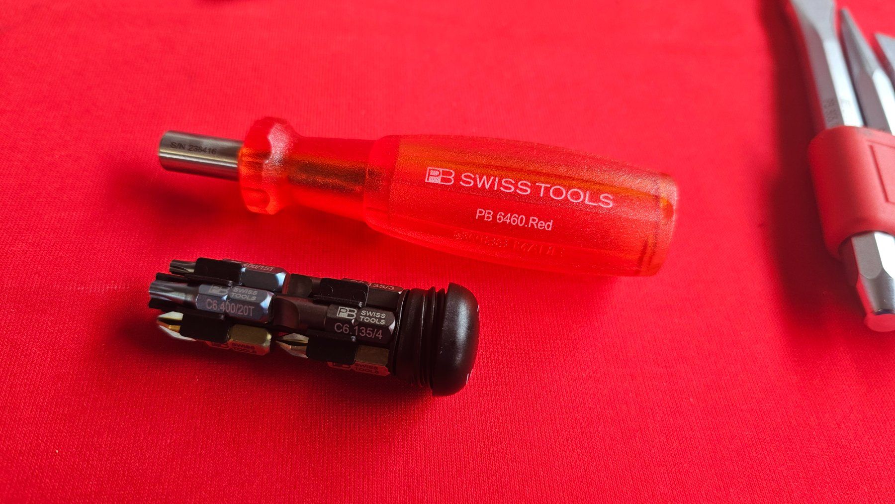 PB Swiss Tools Tutti gli attrezzi: PB Swiss Tools Insider red PB 6460 – Nuovo e nell'imballaggio originale da Koppigen venduto da Bracher_Mail-House 3