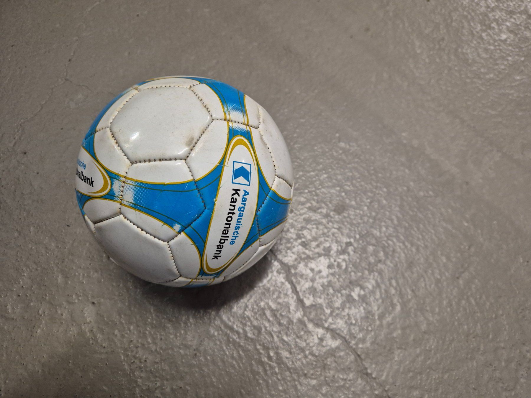 Palloni: Klein Ball won Argau kantonalbank – Usato da Oberhasli venduto da meggy1984 1