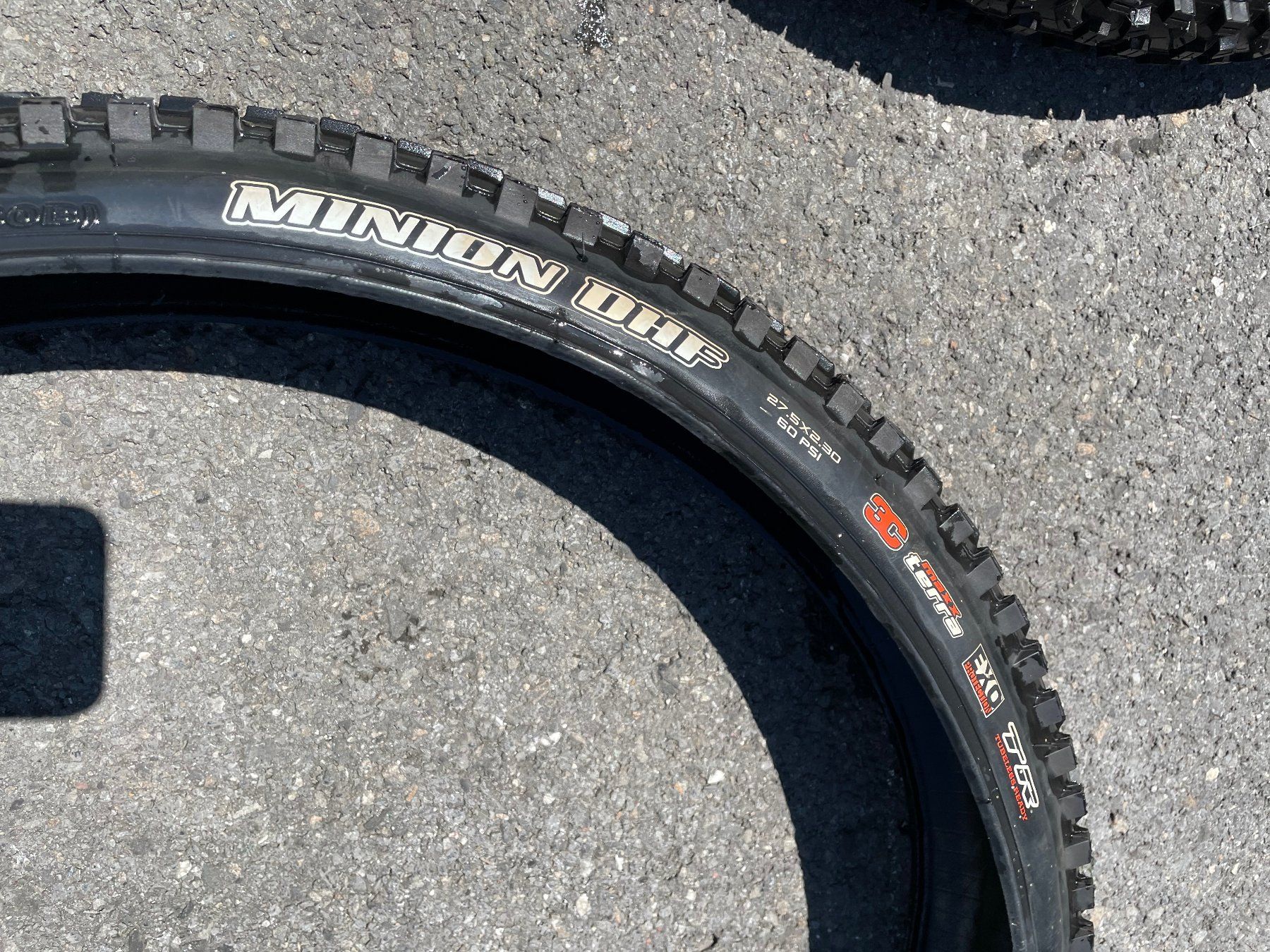 Pezzi di ricambio: MTB- Reiffen – Nuovo (secondo la descrizione) da Sargans venduto da 1windi3 2