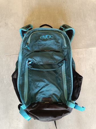 Zaino EVOC Trace 18 BLU usato buone condizioni