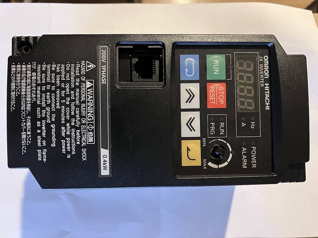 Componenti elettronici: Omron Hitachi Frequenzumrichter – Usato da Rebstein venduto da ubu_bp69