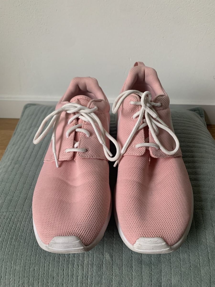 Nike Damenschuhe: Nike Sneaker rosa Mesh/Stoff Gr. 40.5 – Neu (gemäss Beschreibung) aus Regensdorf von secondchancefashion 2