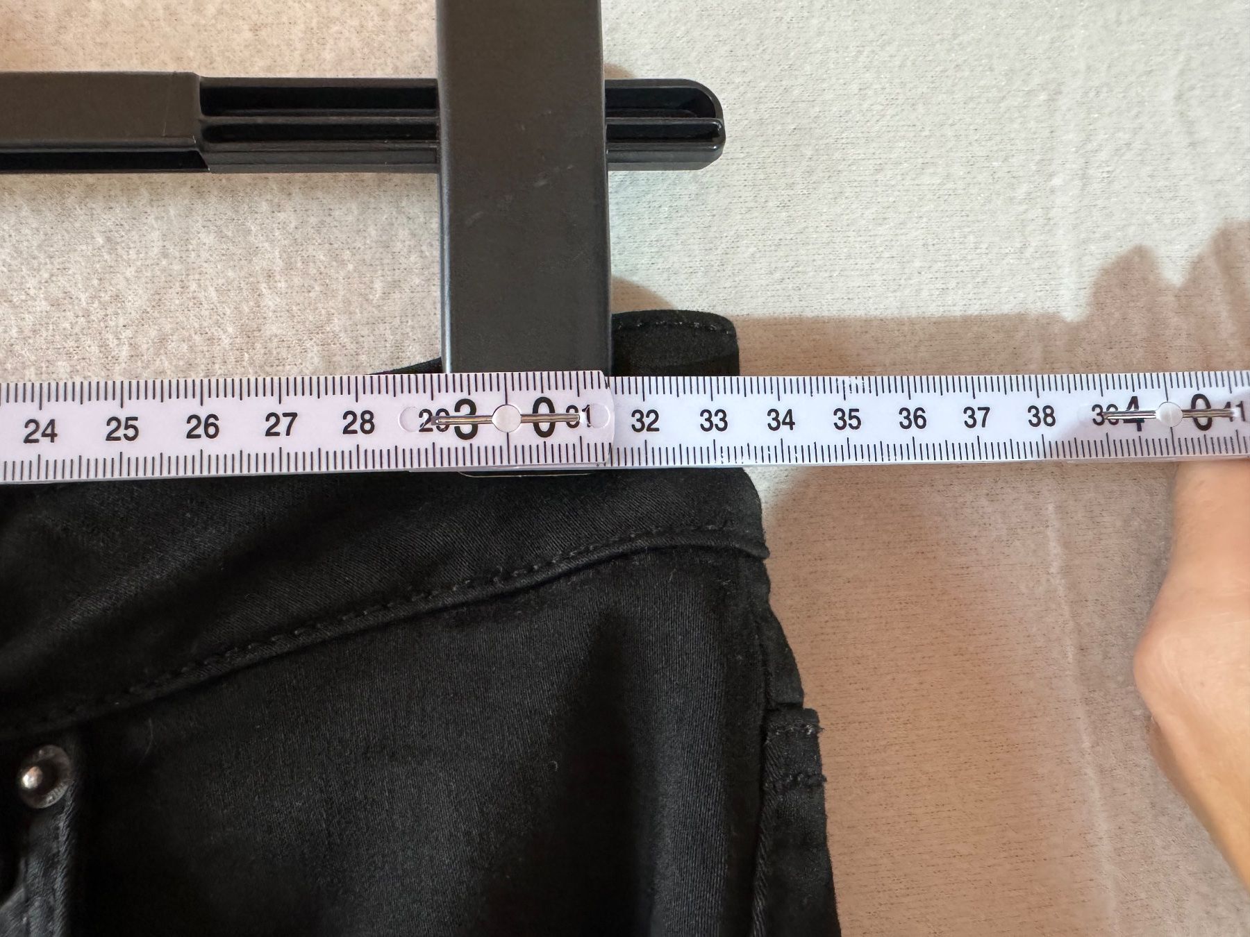 Vero Moda Jeans: Schwarze Jeans von Vero Moda Gr. S – Gebraucht aus Grosswangen von second_hand_dress 3