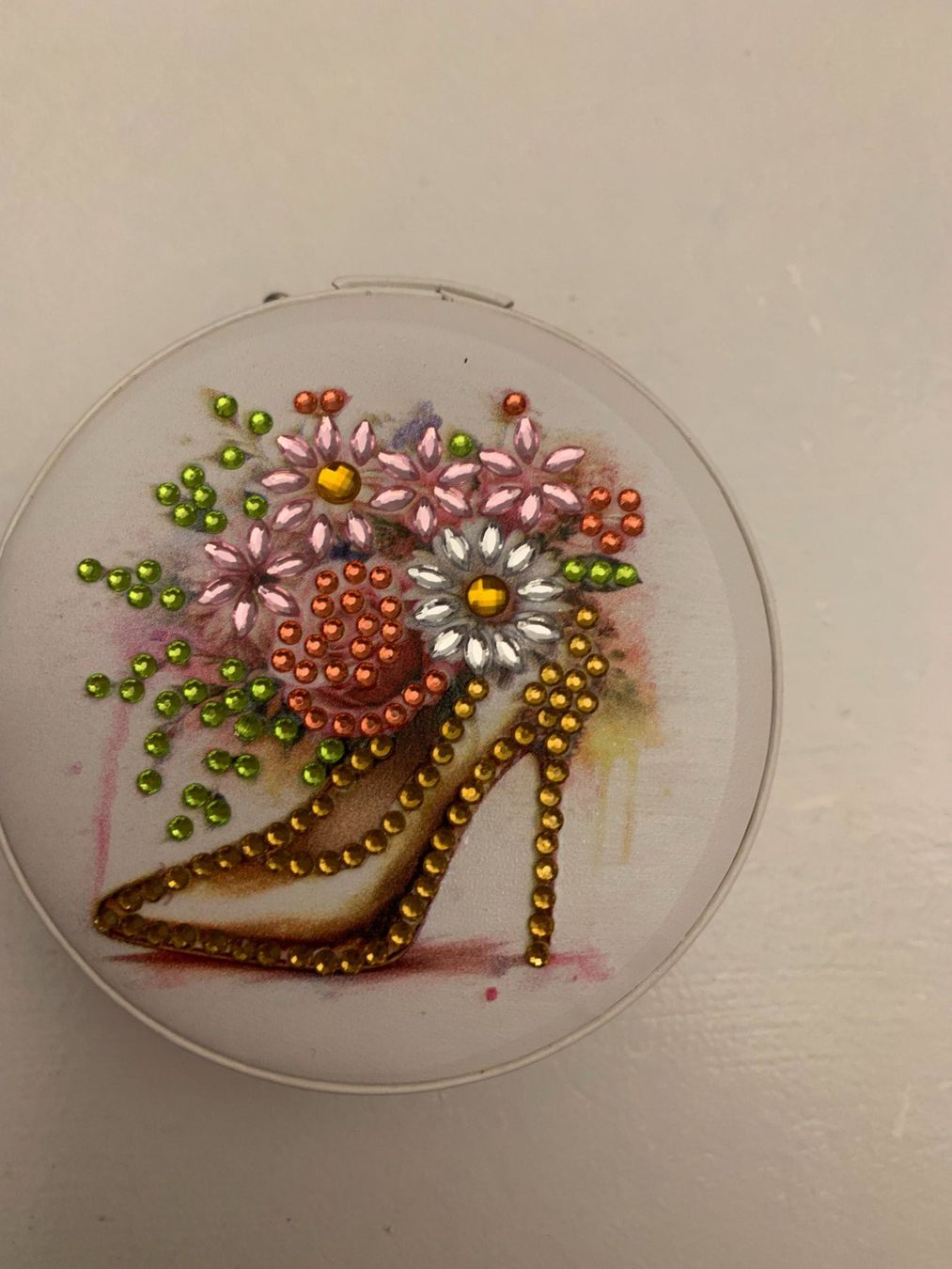 Altro in Decorazioni & Accessori: Vintage Schmuckdose,  mit Strass Blumen Dekor! ... – Nuovo e nell'imballaggio originale da Niederwangen BE venduto da gerberso