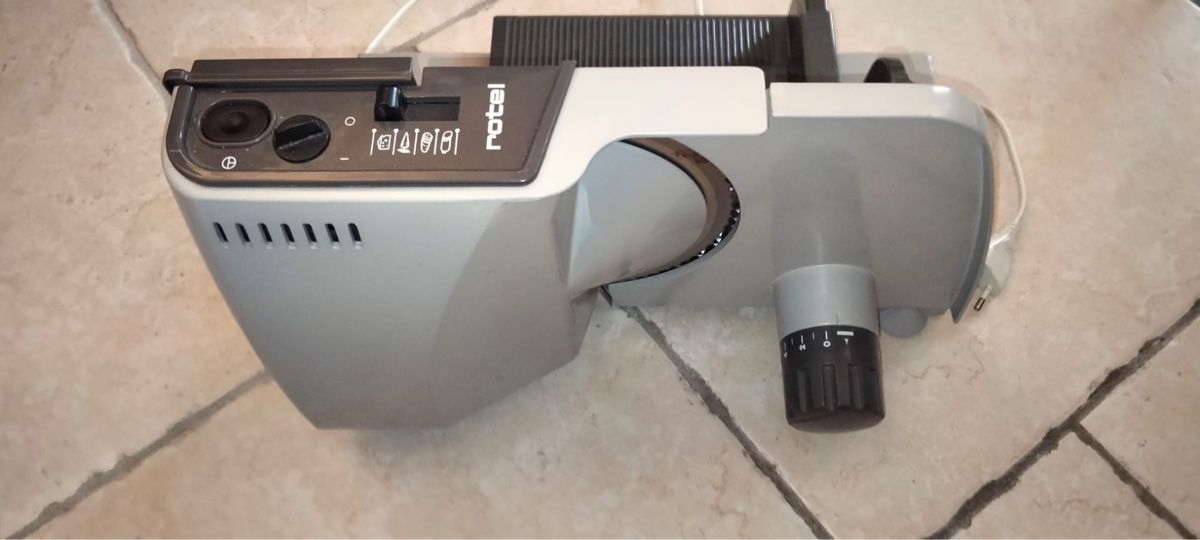 Rotel Elettrodomestici da cucina: Trancheuse Rotel – Usato da Tavannes venduto da calimero1012 2
