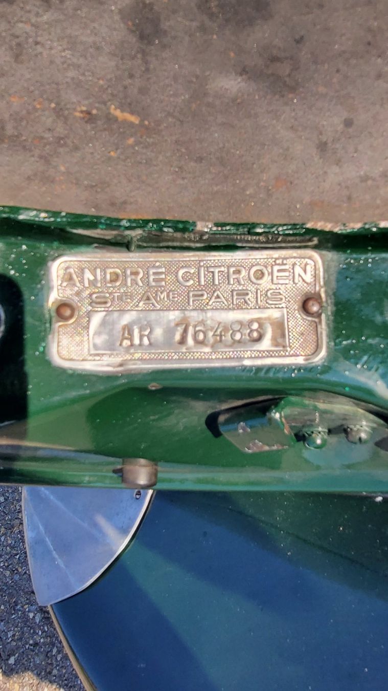 Citroën Automobili: Oldtimer, Citroën Traction Avant, Oldtimer, 1948 – Usato da Einsiedeln venduto da Jaeggi-Gartenfeuer 9