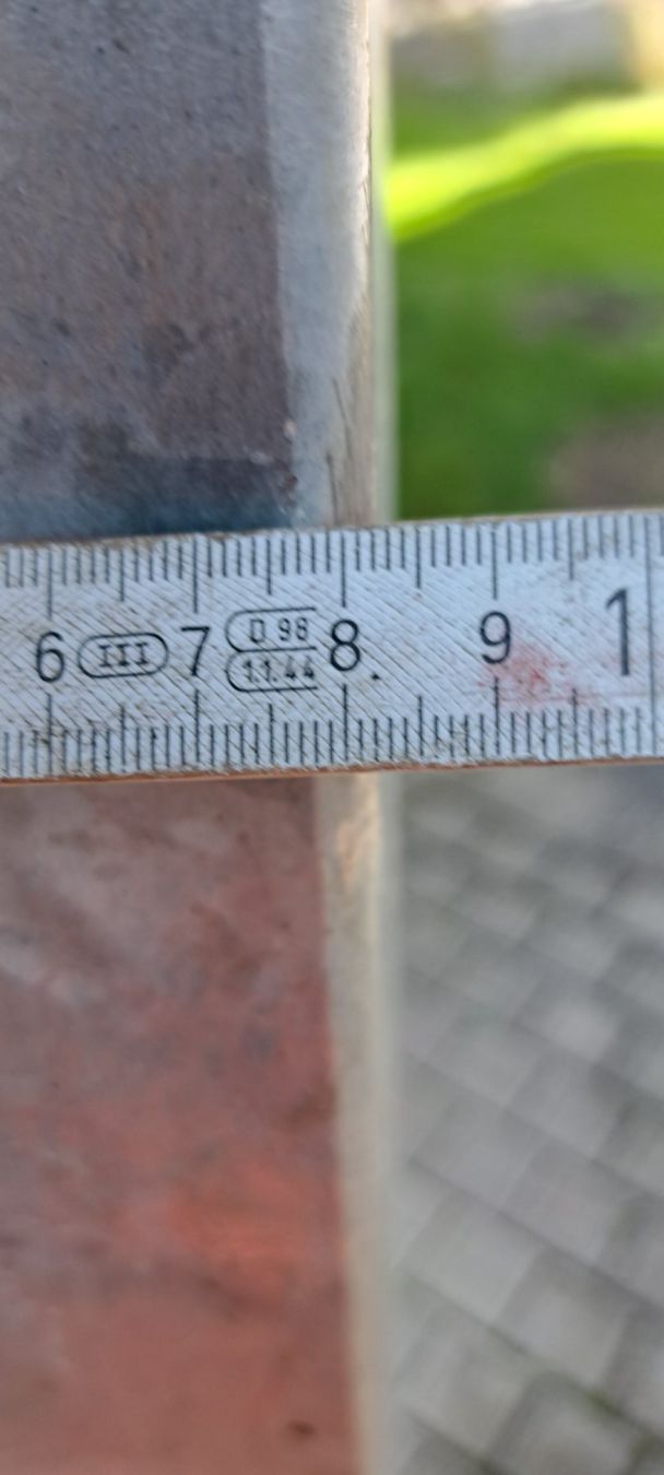 Recinzioni: massiver eisenpfosten verzinkt – Usato da Benzenschwil venduto da 007tinu 2