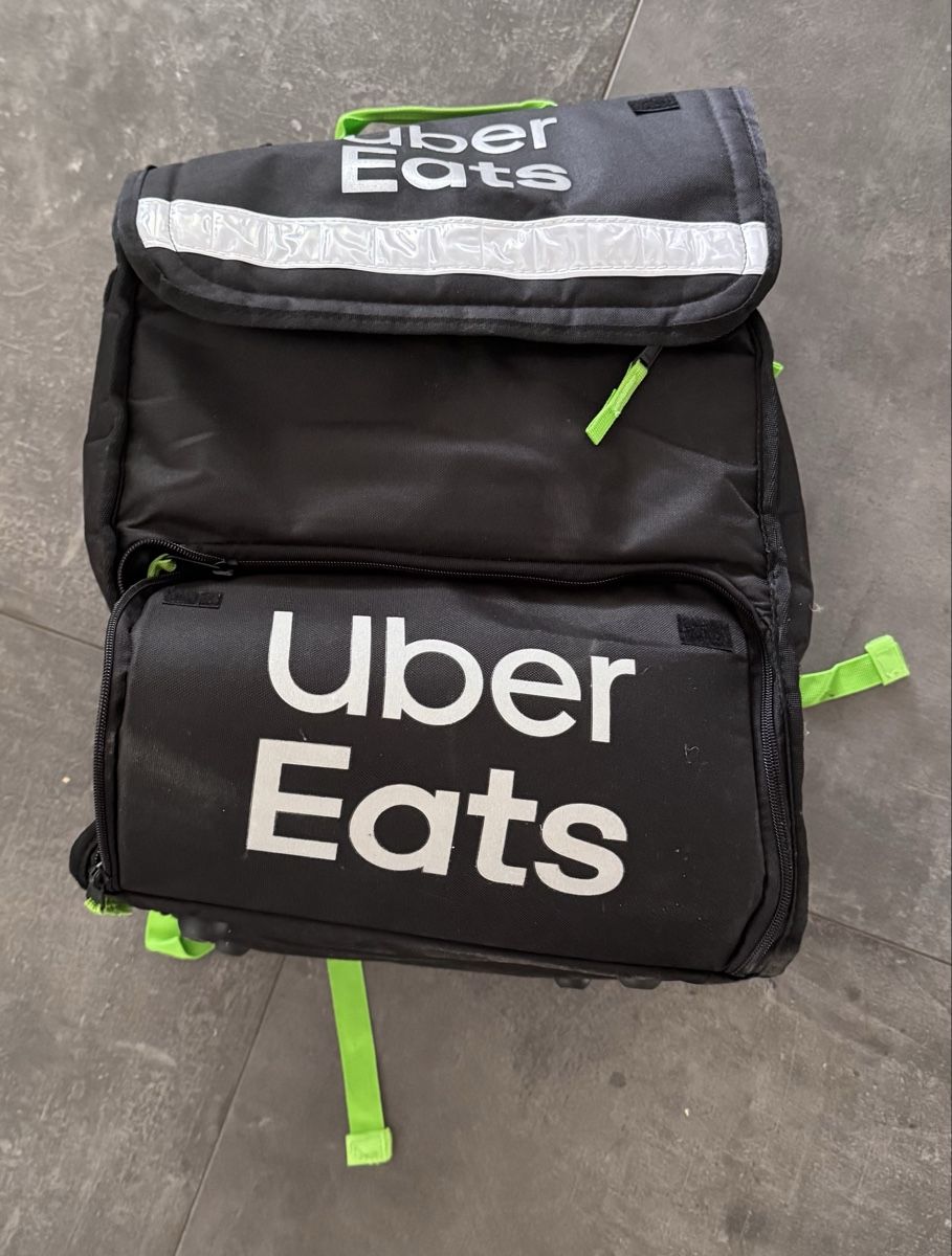 Rucksäcke: Sac à dos Uber Eats officiel comme neuf – Gebraucht aus Le Landeron von Malaxx