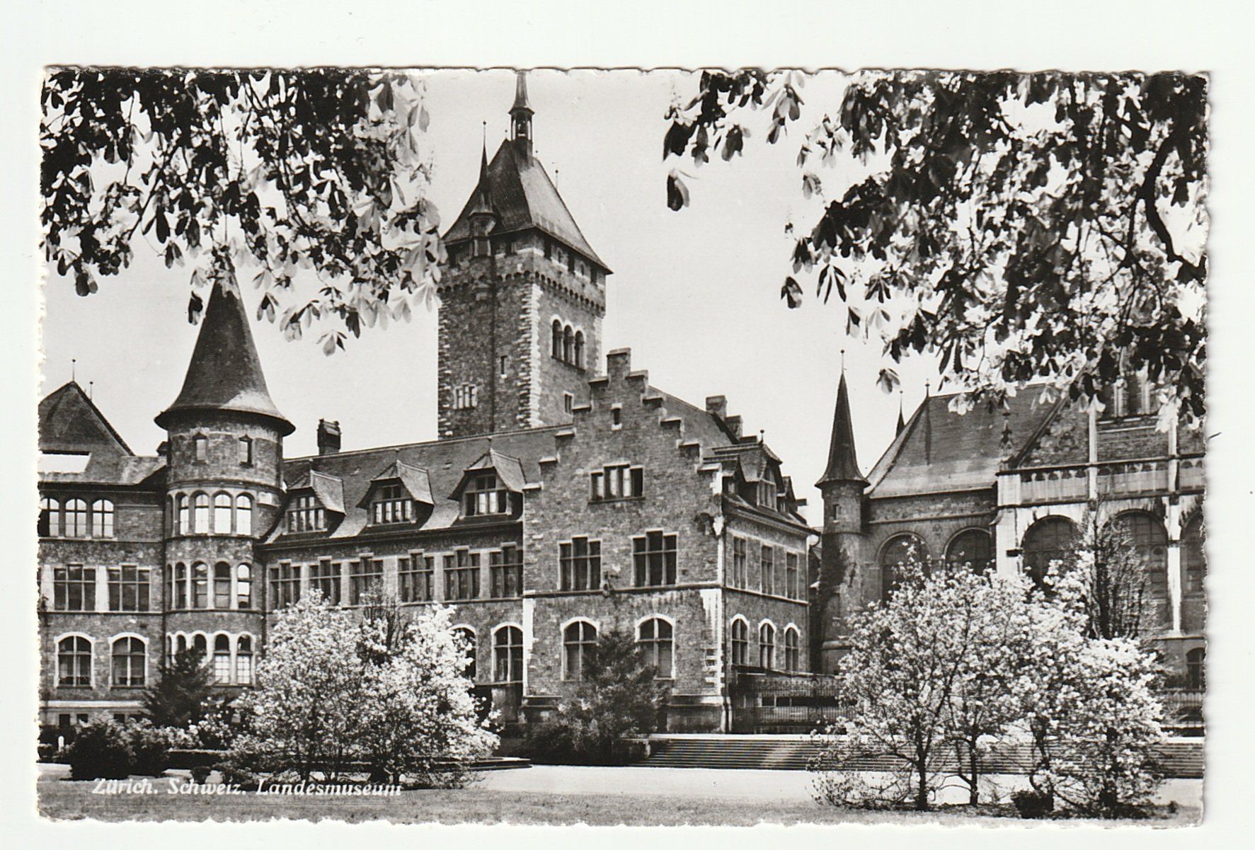 Cartoline postali: Postkarte Zürich - Schweizer Landesmuseum – Nuovo (secondo la descrizione) da St. Gallen venduto da Ricardo_Deals