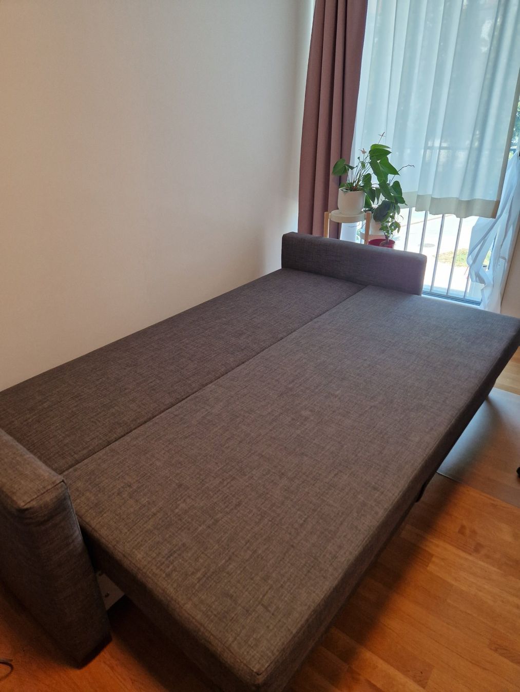 Ikea Divani: Ikea Friheten 3er-bettsofa, dunkelgrau – Usato da Bern venduto da jes_v96v 2