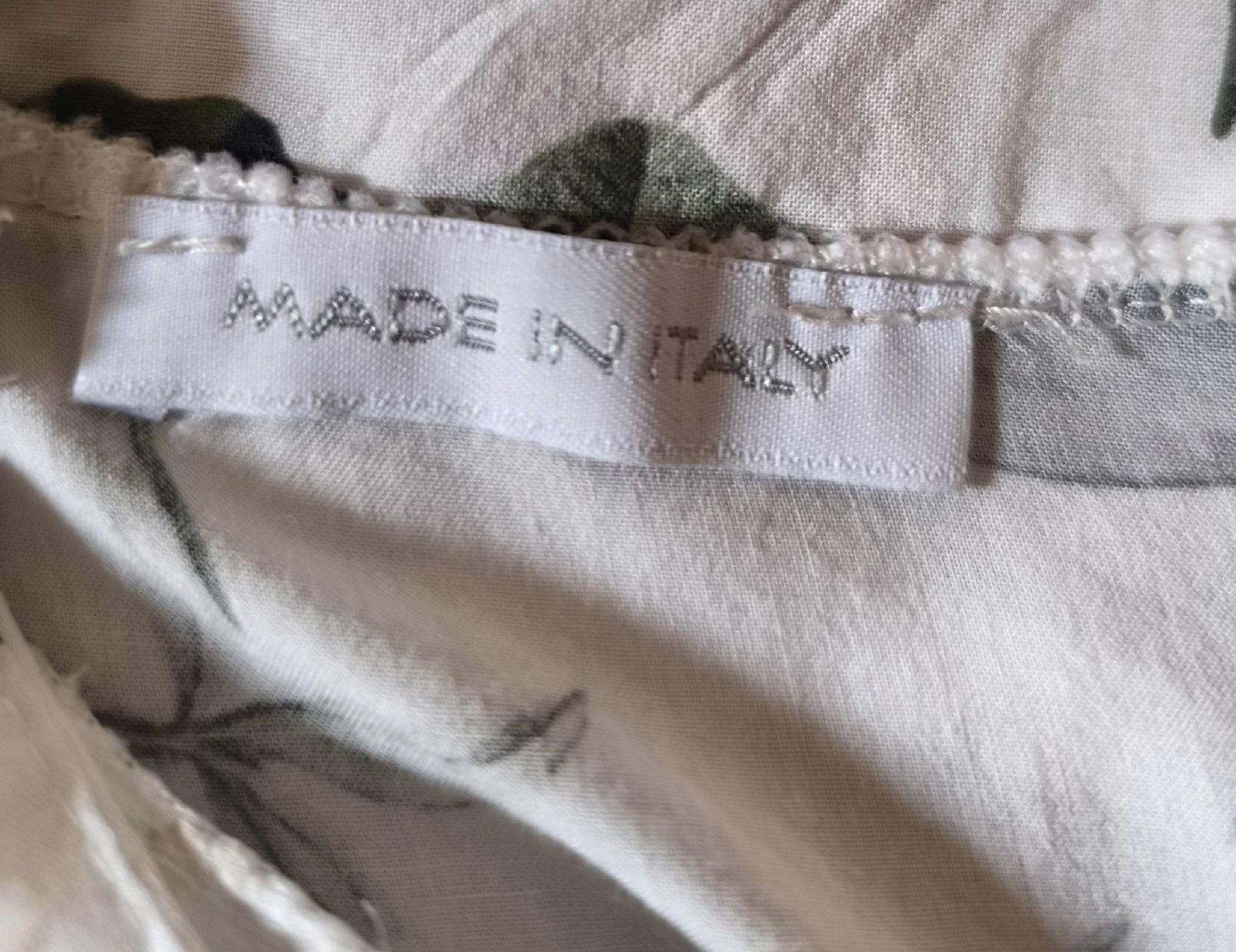 Camicette: schöne Bluse mit Blumenmuster – Usato da Fischbach LU venduto da BuBri 2
