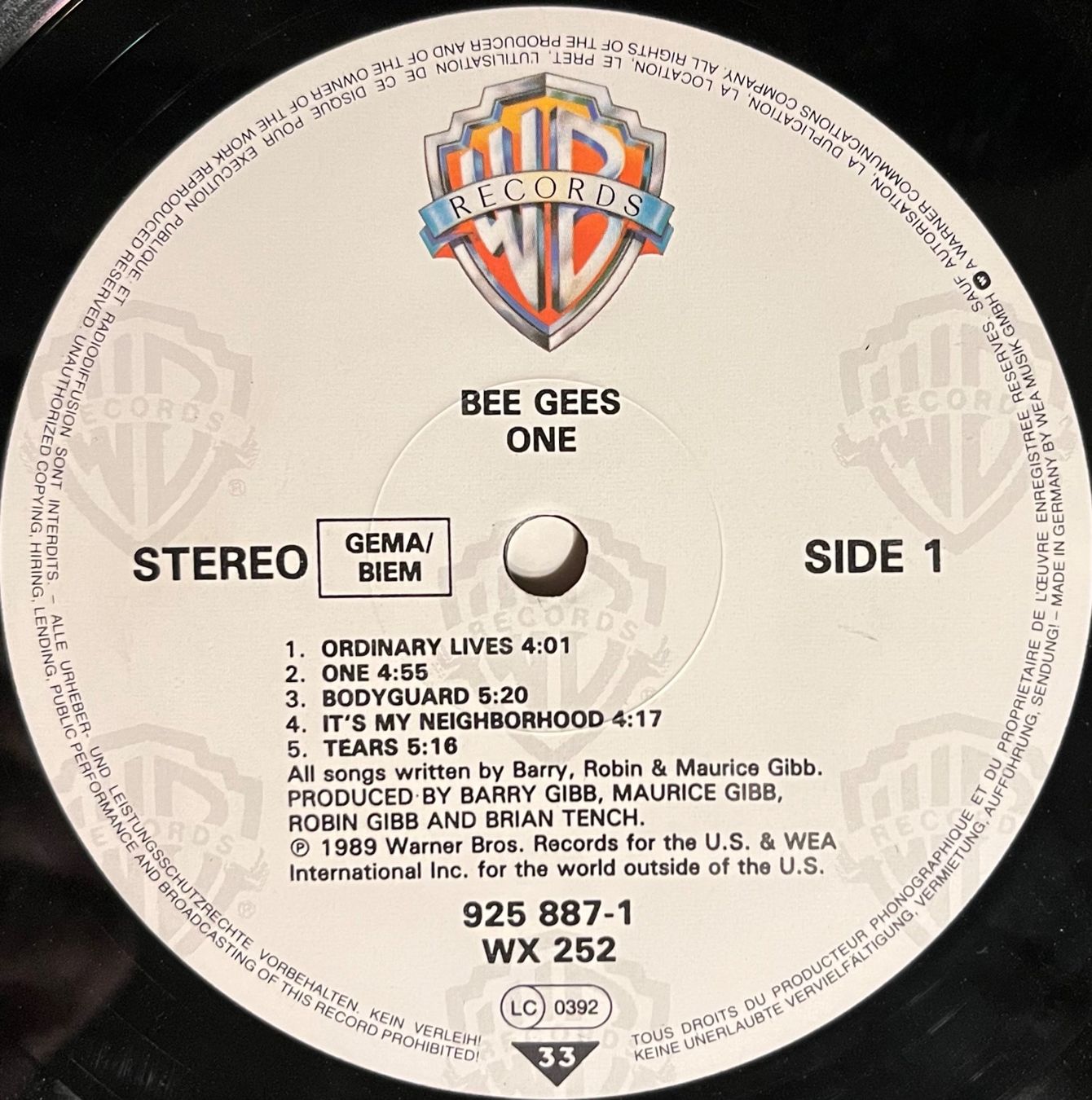 Dischi in vinile: BEE GEES - ONE - 33 Tours – Usato da Bussigny venduto da vinyl-pas-cher 2