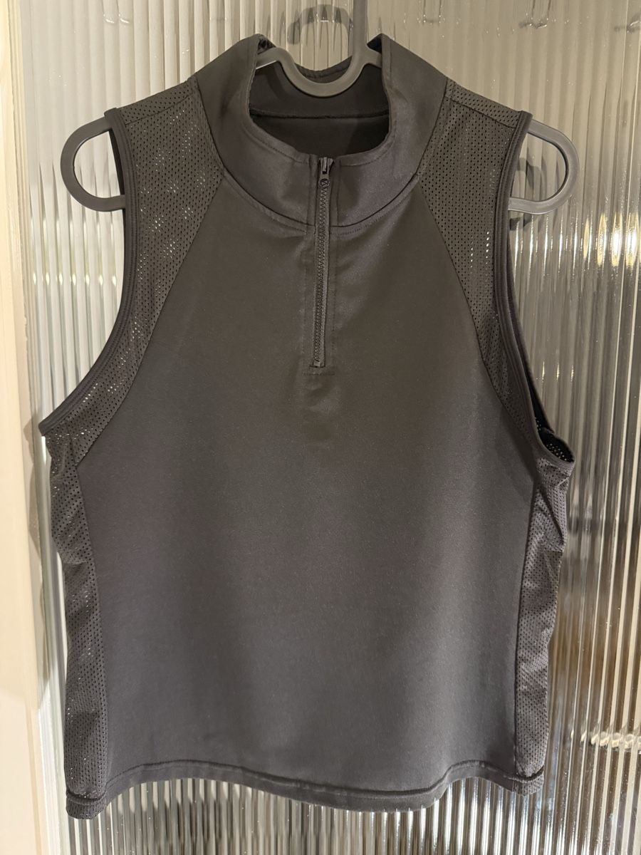 Top: Top Fitness – Nuovo e nell'imballaggio originale da Monthey venduto da iri_9pt5