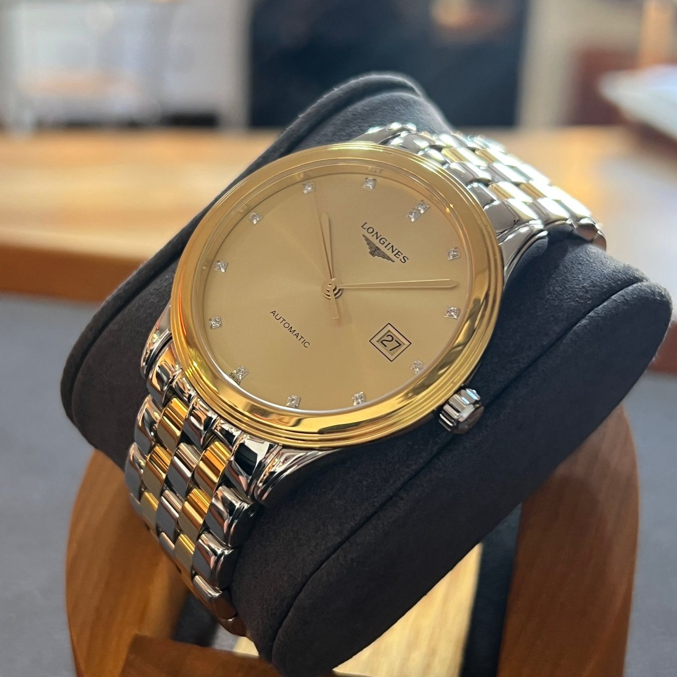 Longines Montres: FLASH SALE Longines Flagship Two-Tone Diamond Index L4.984.3 – D'occasion à Carouge GE par Watchaser 8