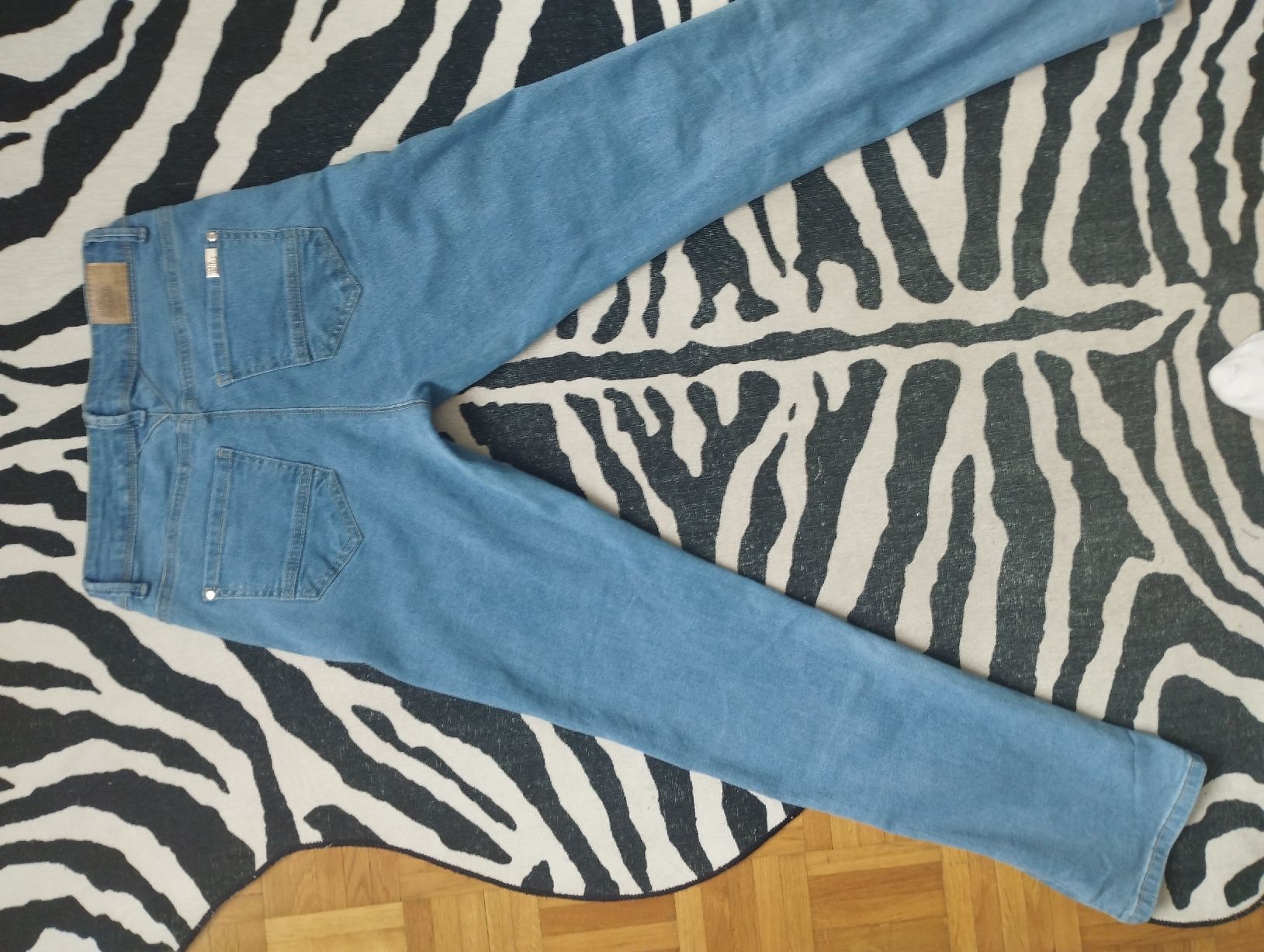 Jeans: Jeans Grösse 32 – Usato da Therwil venduto da Familie-family 1