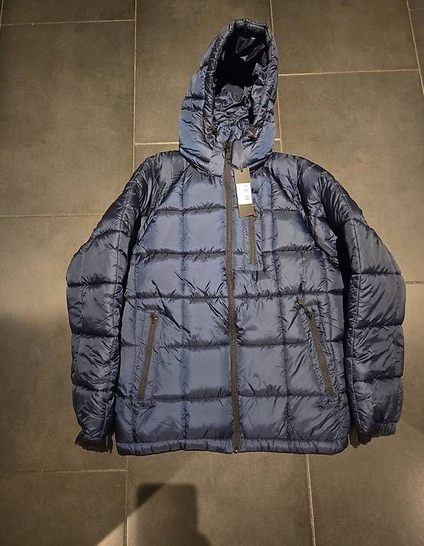 6PM Giacche: 6PM Winterjacke – Usato da Uttigen venduto da Ja-wa