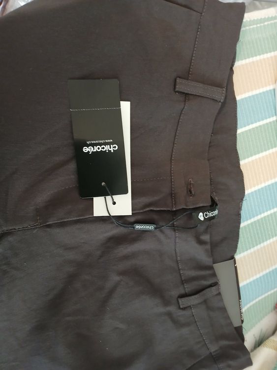 Pantalons: Hose Chicoree, GrL, Neu – Neuf avec emballage d'origine à Luzern par Tavolna