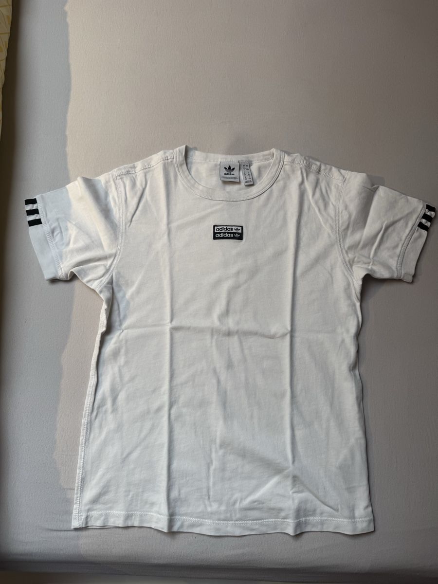Adidas T-Shirts: T-shirt Adidas blanc S – Neu (gemäss Beschreibung) aus Porrentruy von fee_24