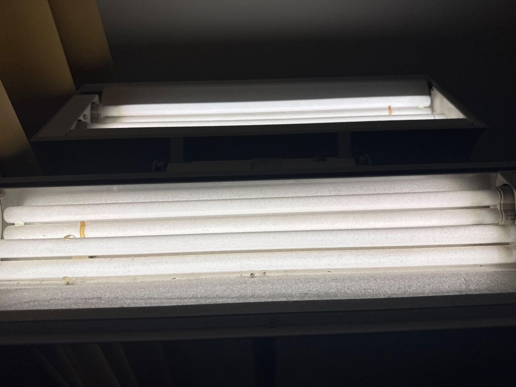 Tulux Lampade: Tulux Office Wing Stehleuchte, – Usato da Rüschlikon venduto da tan_9gqk 5