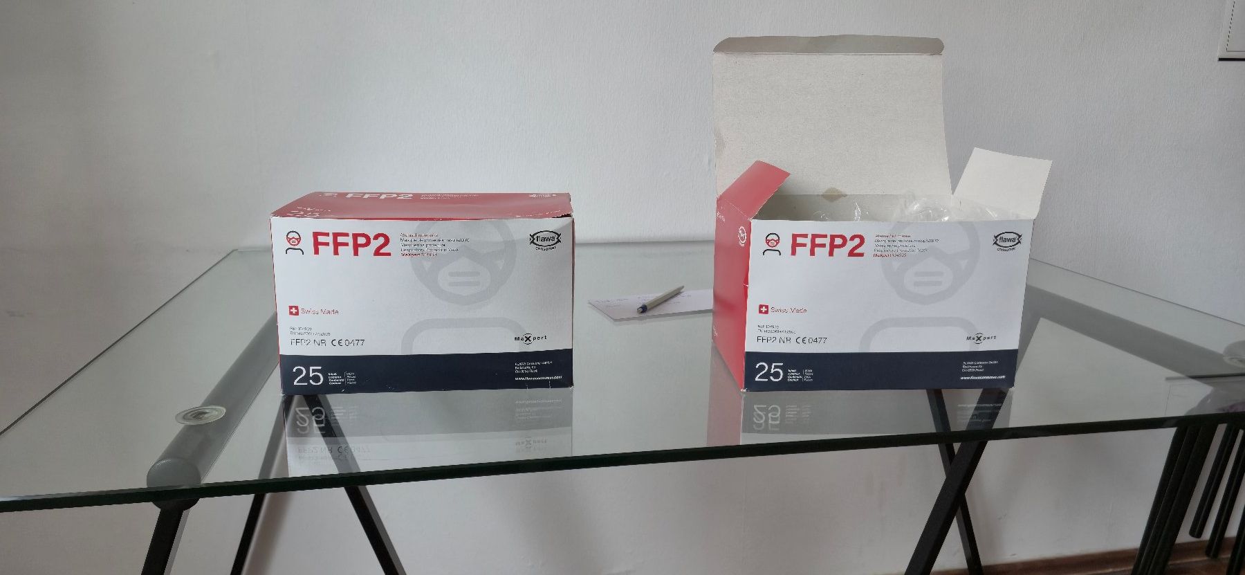 Protezione per viso e udito: FFP2 Atemschutzmasken – Nuovo e nell'imballaggio originale da Bern venduto da pia_7kqs
