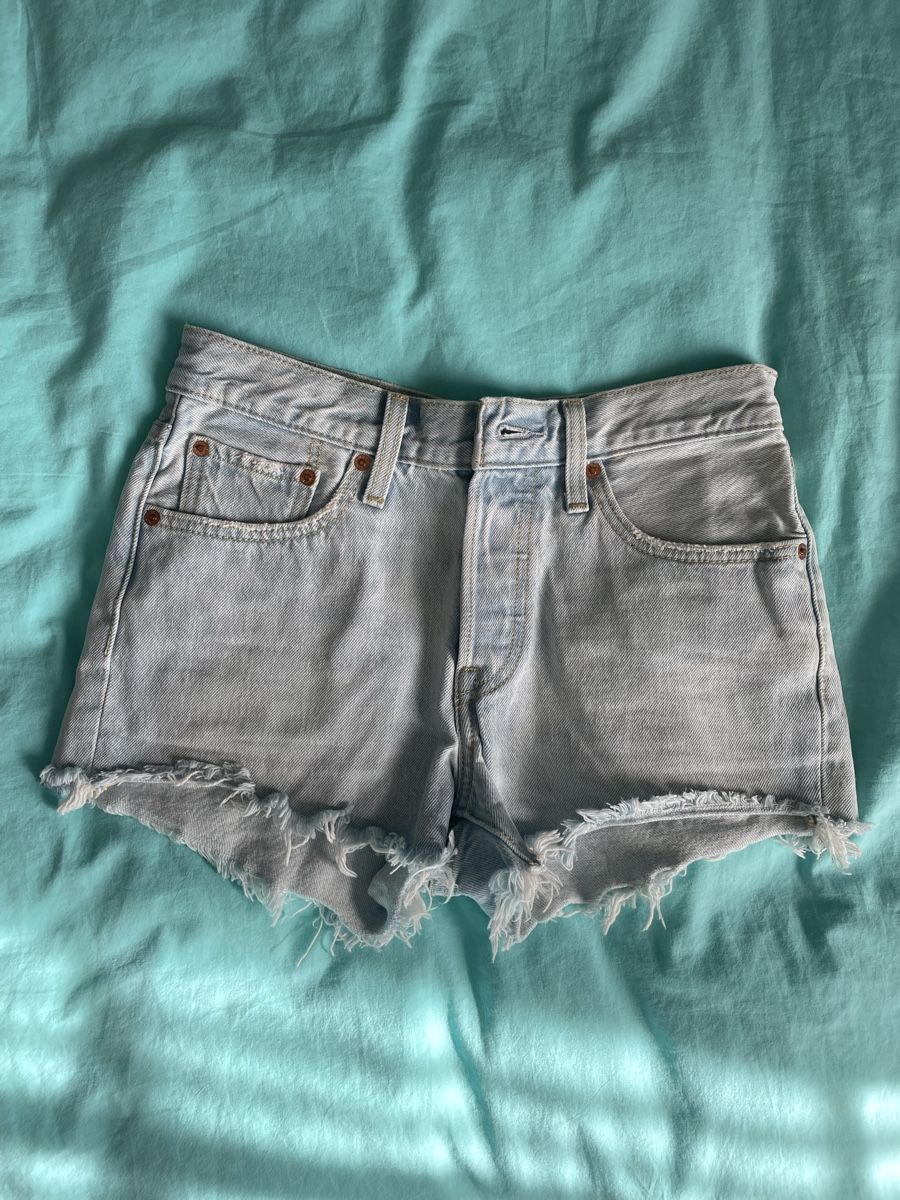 Levi's Jeans: LEVIS - Shorts – Gebraucht aus Lommis von elly24
