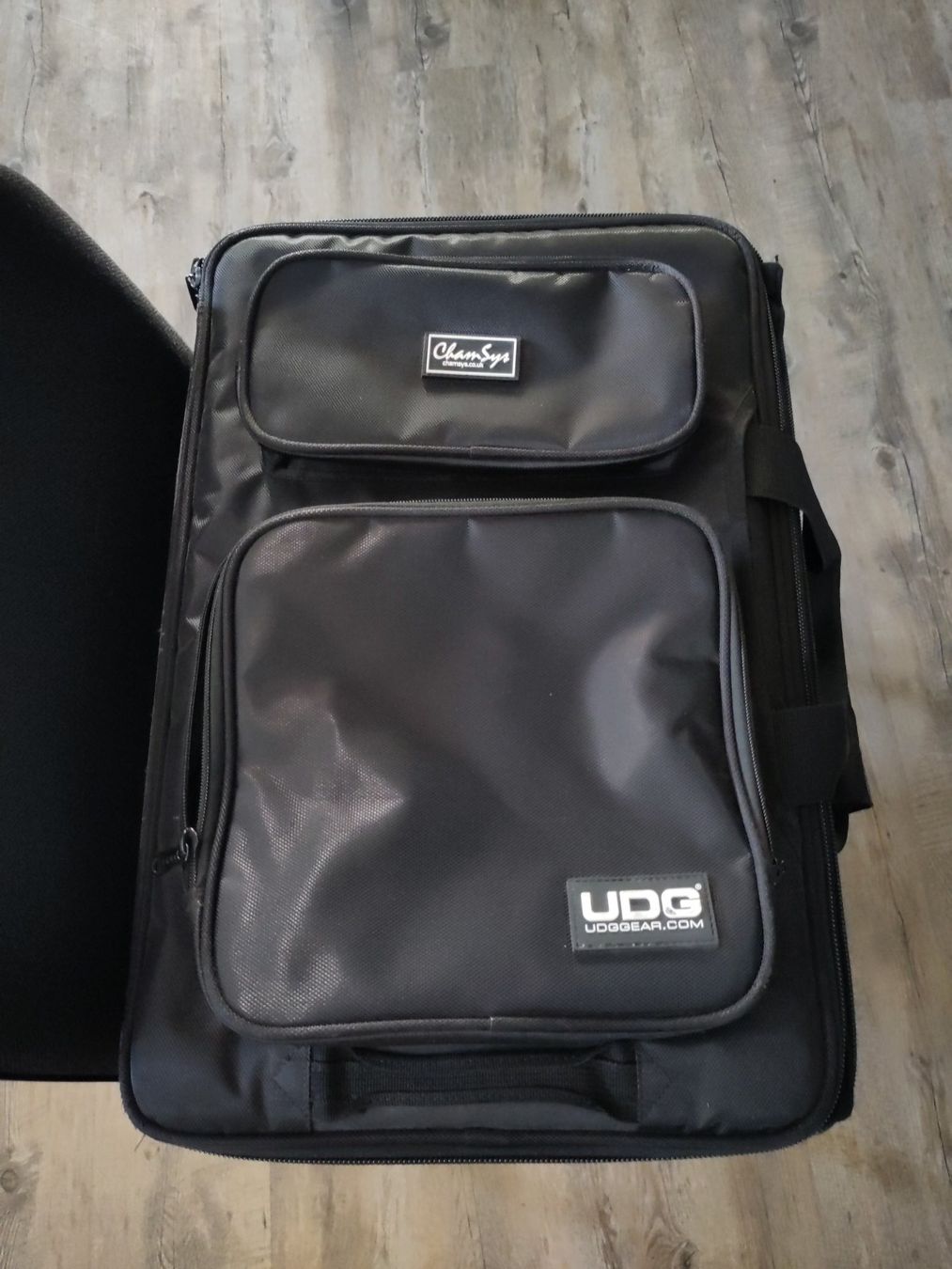 Chamsys Sistema di controllo: Console d'éclairage ChamSys MagicQ MQ50 – Usato da La Chaux-de-Fonds venduto da JeanSeb 5