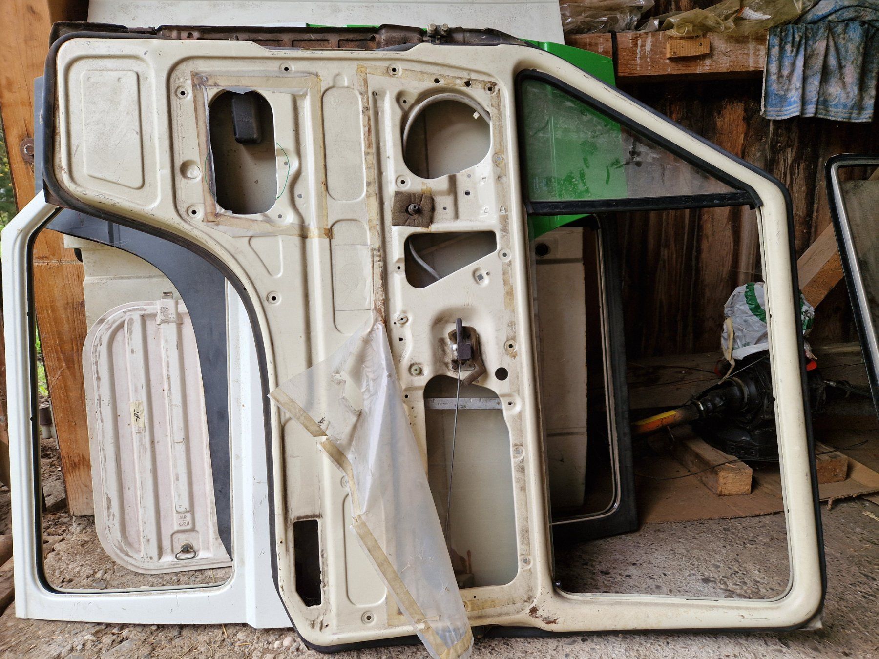 VW Tutti pezzi di ricambio auto: VW T3 Türen – Usato da Zweisimmen venduto da lowbay 7