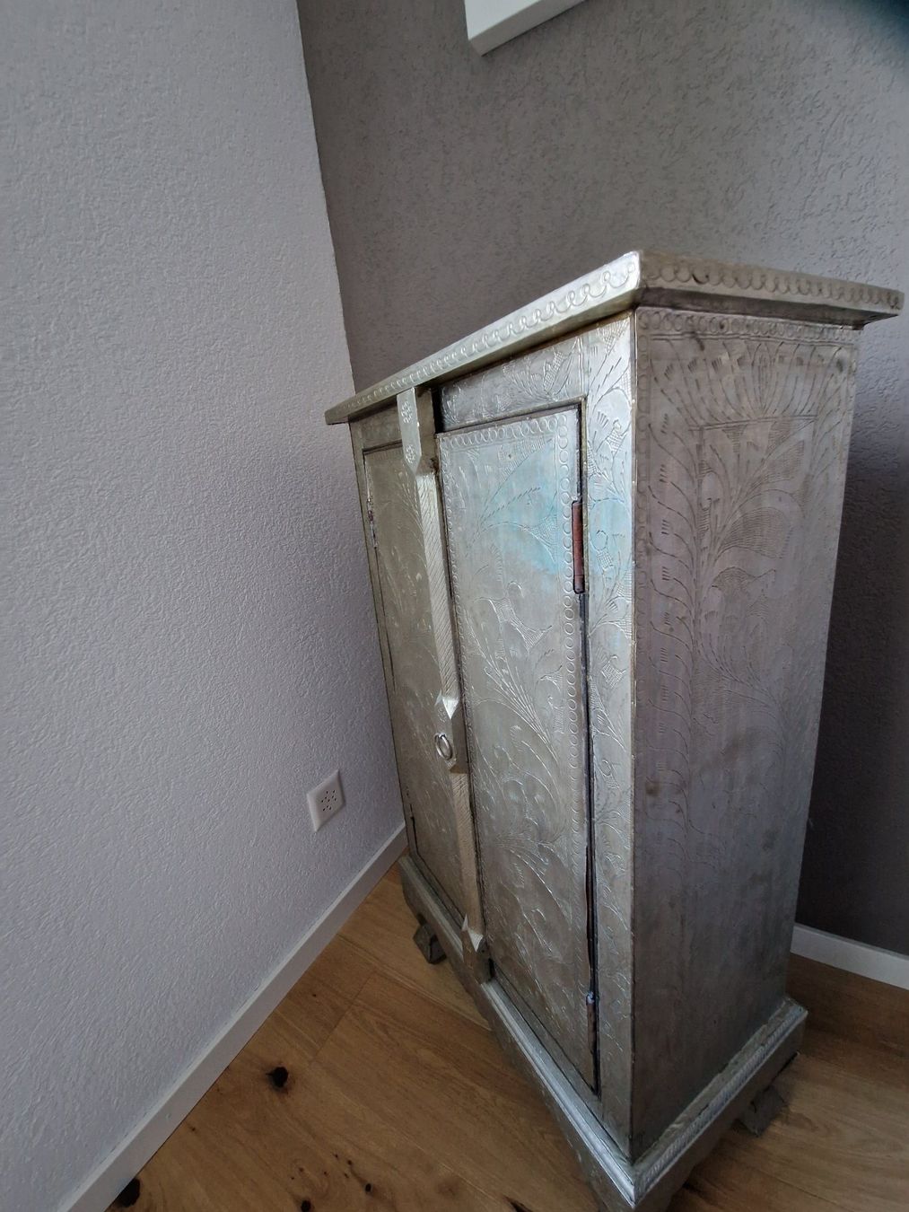 Commodes: Einzigartige Kommode – D'occasion à Hausen AG par nischku01 1