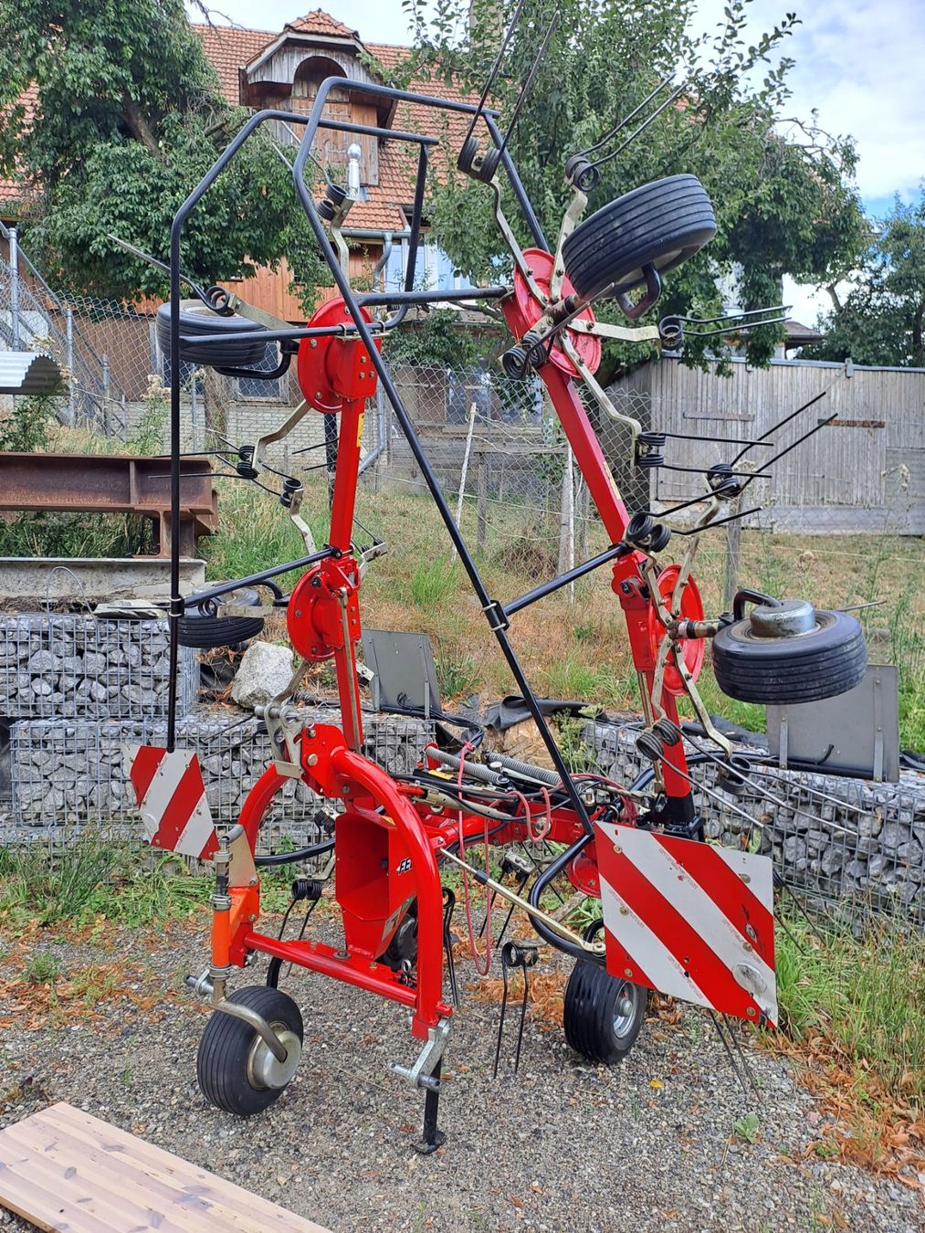 Fella Tutte le macchine: Kreiselheuer Fella TH601DN – Usato da Worb venduto da ramsi9