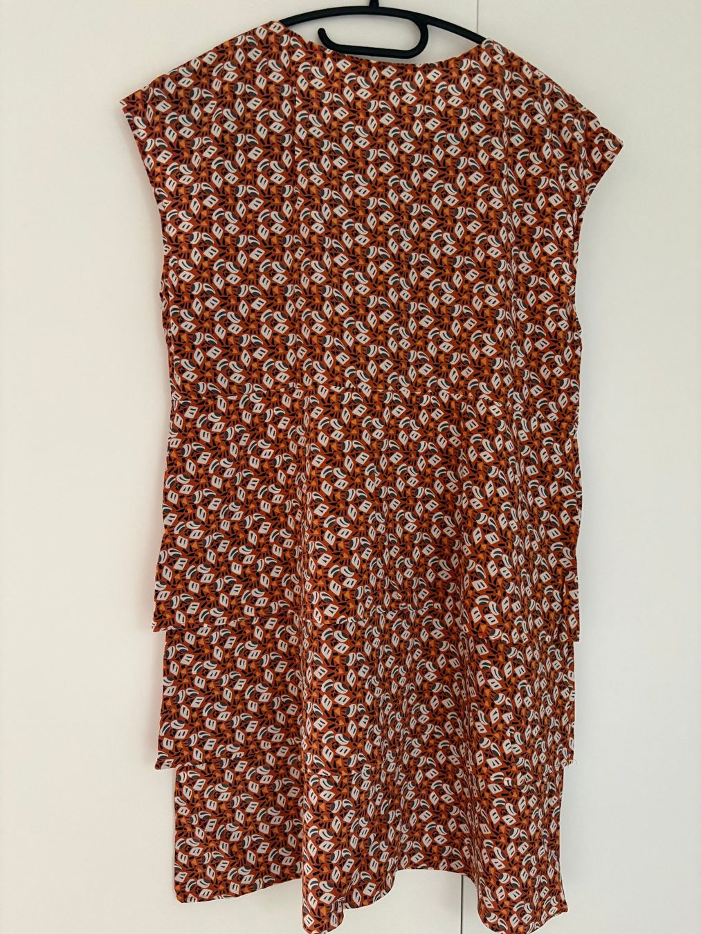 Globus Vestiti: Wunderschönes Seidenkleid von Globus Gr. 38 – Usato da Weiach venduto da RERW 1
