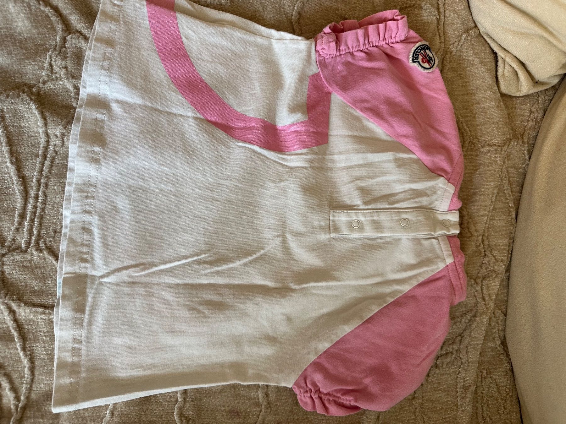 Moncler Hemden, T-Shirts & Polos: Moncler T-shirt 18 /24 Months – Gebraucht aus Zürich von Bybyana 2