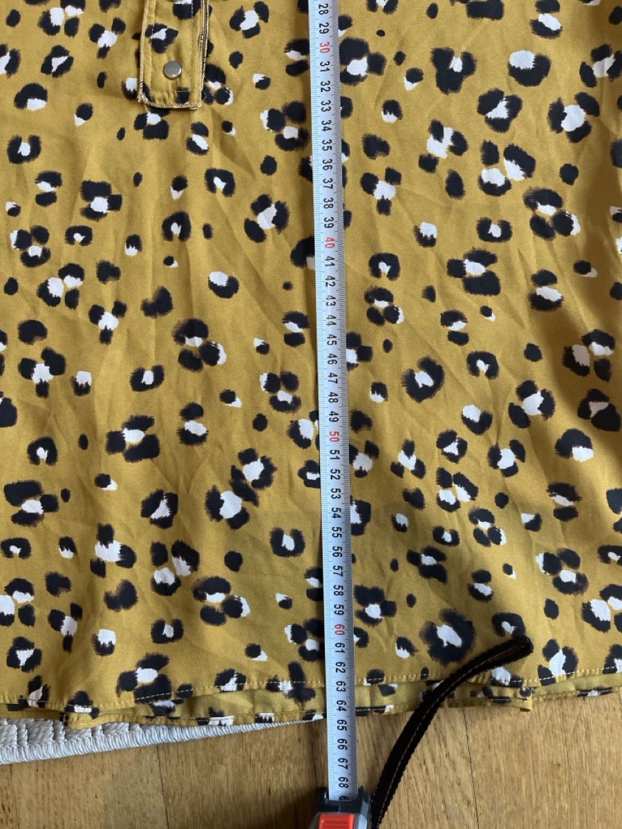 Zara Chemisiers: Zara Basic Bluse,Leopardenmuster, Ocker, S – D'occasion à Solothurn par Bobesch08 6