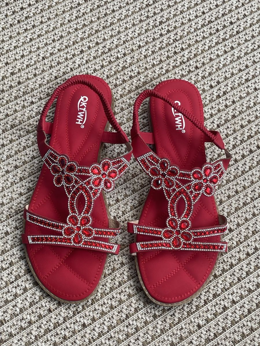 Chaussures femmes: Sandalen – Neuf (Voir description) à Gossau ZH par Lavinia07