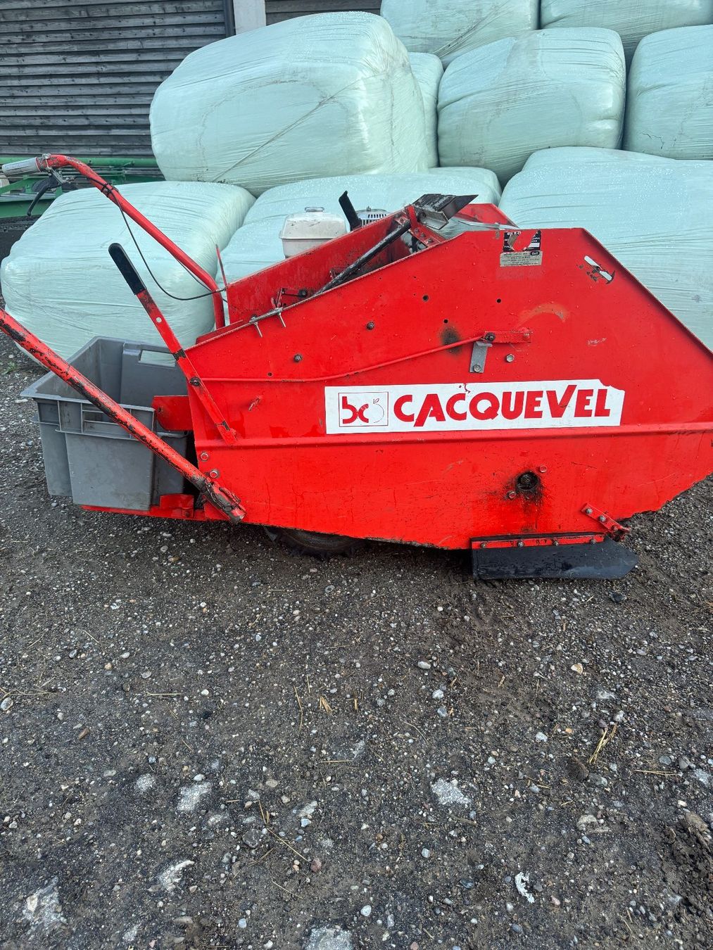 Alle Maschinen: Obstauflesemaschine /Cacqevel – Gebraucht aus Gossau SG von Scheiwill1