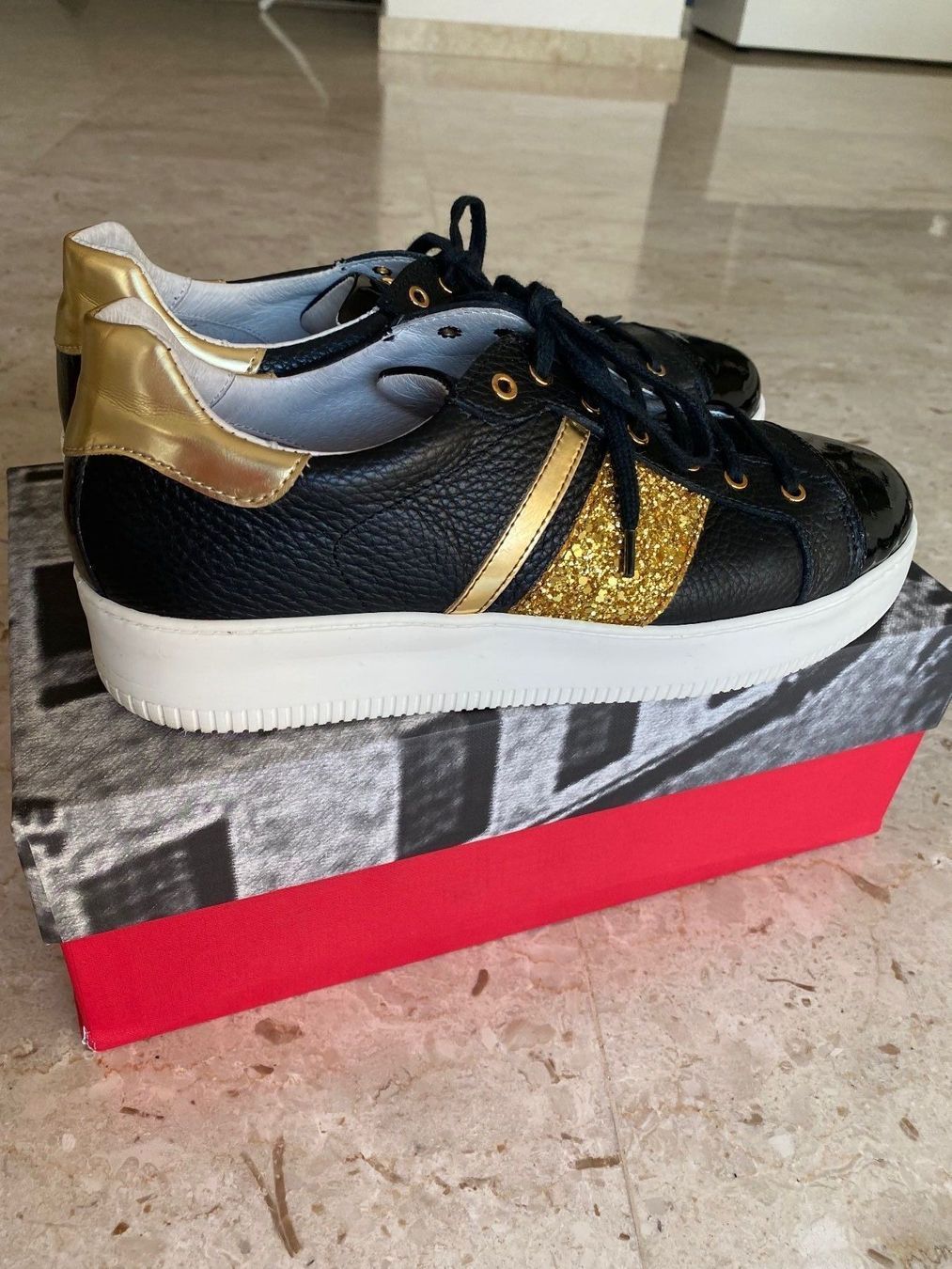 Scarpe da donna: Sneaker Botticelli numero 39 – Nuovo (secondo la descrizione) da Locarno venduto da Matic04 1